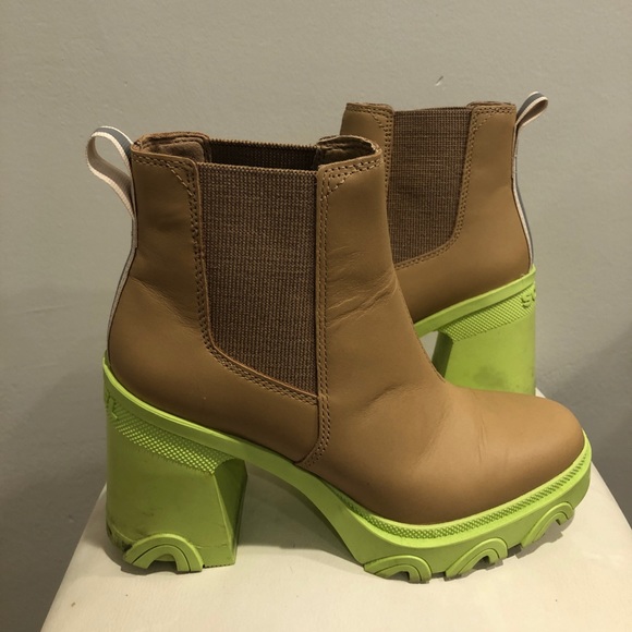 Sorel Brex™ Waterproof Platform Block Heel Chelsea Boot (Women) Size 6 - Picture 4 of 7